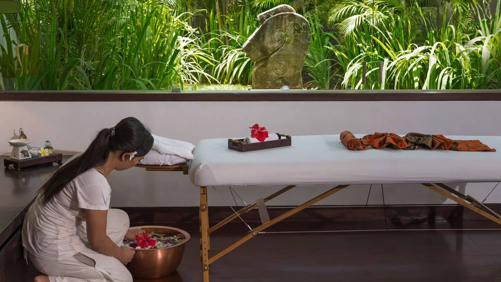 The Layar - Massage